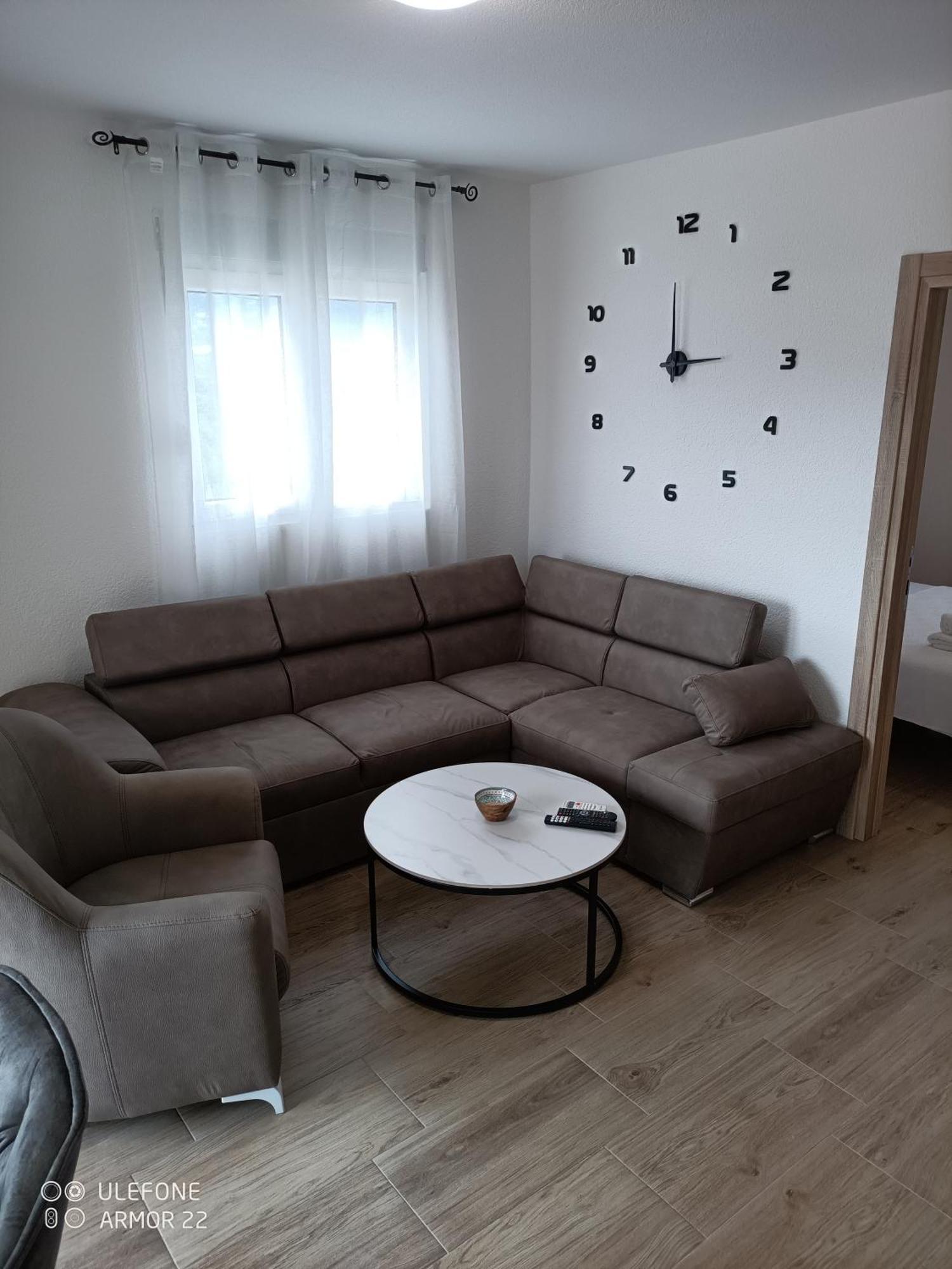 Apartmani Gaga Tivat Ngoại thất bức ảnh