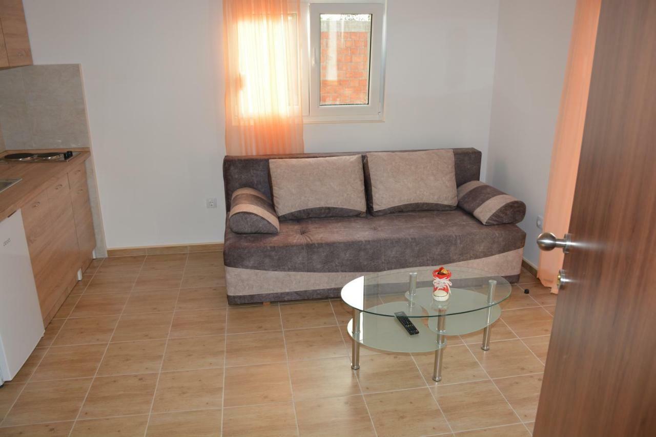 Apartmani Gaga Tivat Ngoại thất bức ảnh