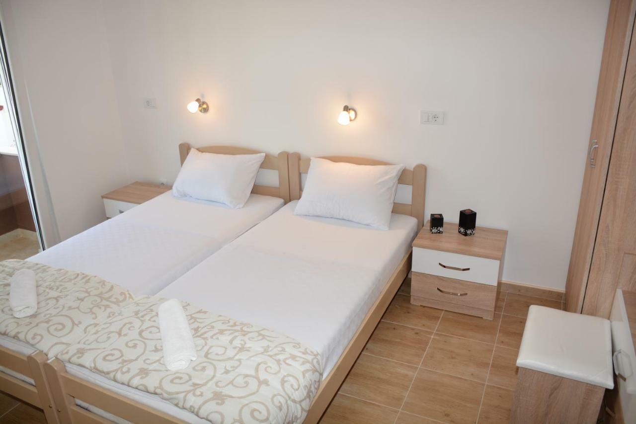 Apartmani Gaga Tivat Ngoại thất bức ảnh