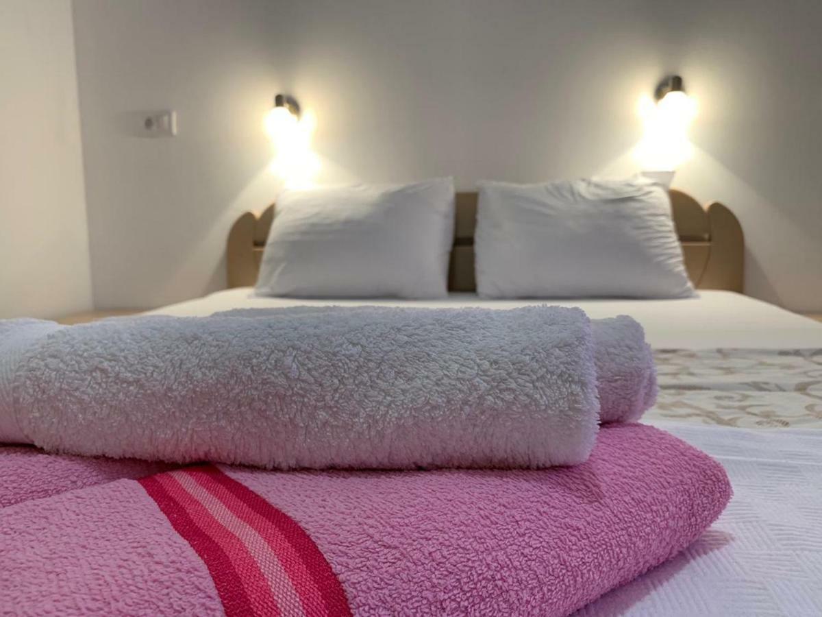 Apartmani Gaga Tivat Ngoại thất bức ảnh